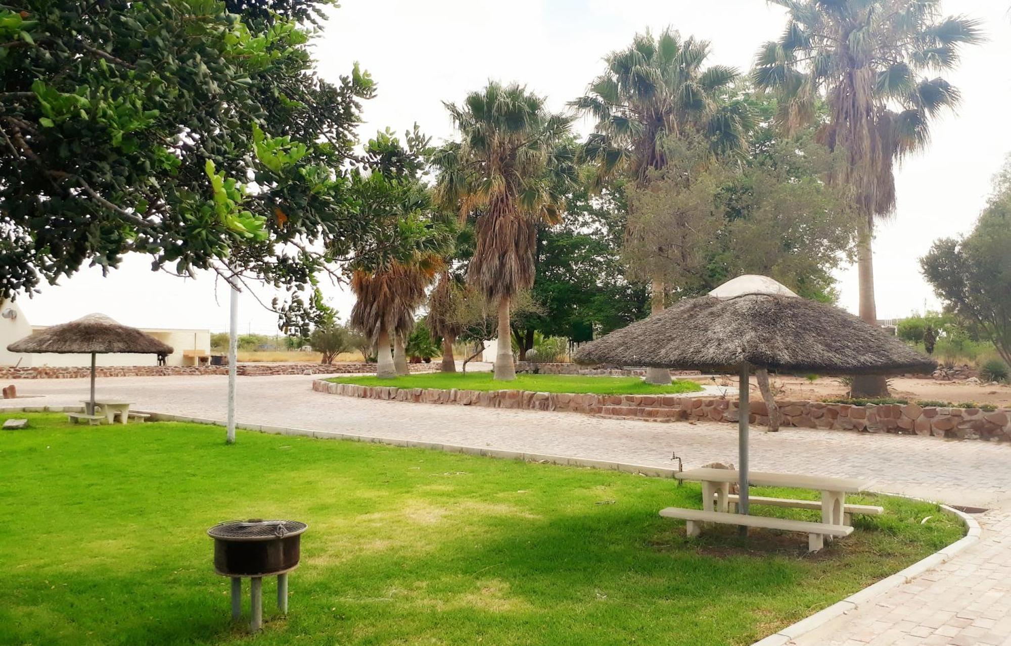 Apartamento East Gate Rest Camp Buitepos Exterior foto